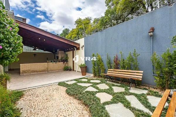 Sobrado em Condomínio | Quintal privativo | Área Gourmet | Região do Barreirinha | à venda por R$ 849.000 - Curitiba/PR