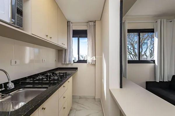 Apartamento de 1 dormitório para alugar por R$1.850/ mês - Capão Raso - Curitiba/PR