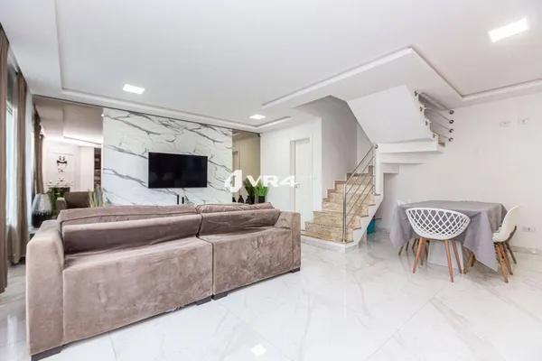 Sobrado com 3 dormitórios à venda, por R$ 999.000 - Boqueirão - Curitiba/PR